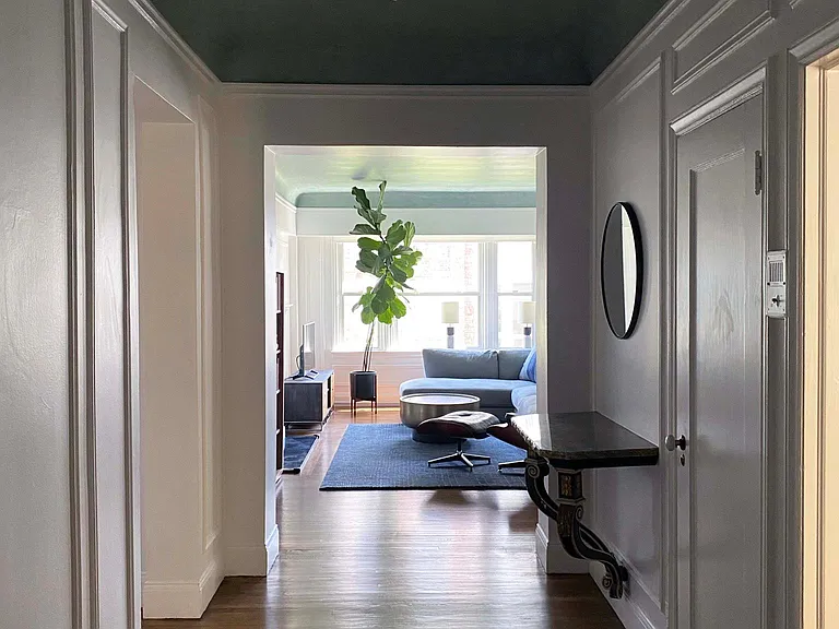 2265 Broadway St — Photo 17