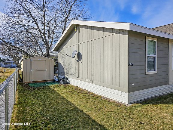 5th image of 2284 W Gueneveres Way