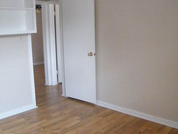 5th image of 1576 Young Ave
