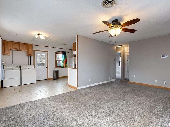 5th image of 2819 W 68th St