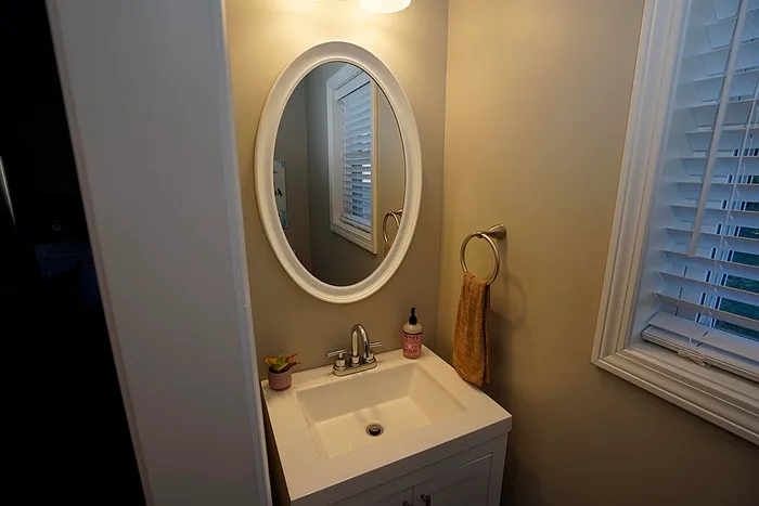 38 Perham St #E — Photo 9