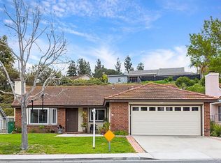 4915 Meadowbrook Dr, Oceanside, CA 92056