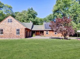 37 Haessig Glen Rd, Shawangunk, NY 12589