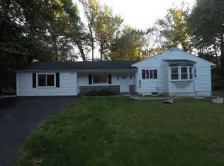 267 Thunder Hill Dr, Stamford, CT 06902