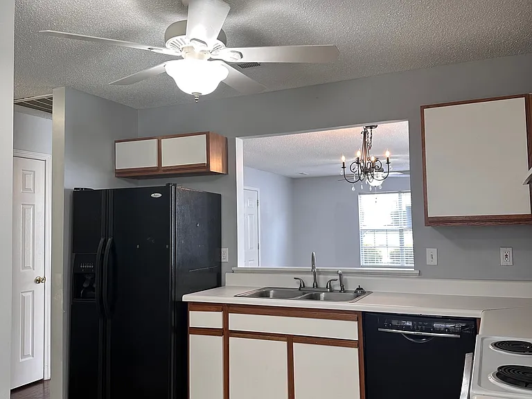 102 Hammett Grove Ln #102 — Photo 13
