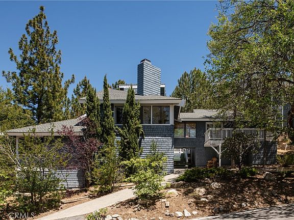 3rd image of 27322 Matterhorn Dr