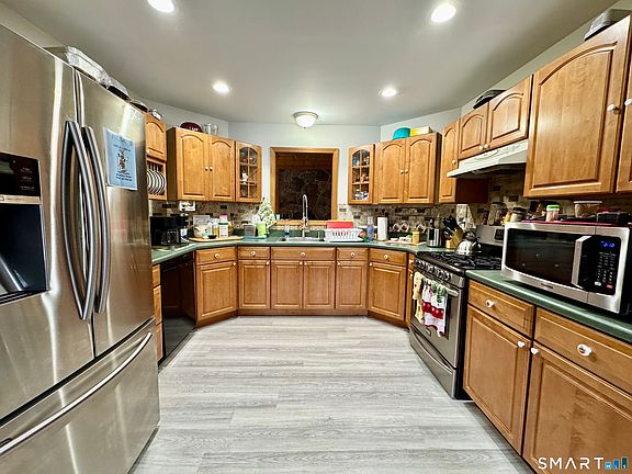 3rd image of 63 Buck Hill Road