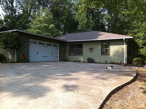 2nd image of 140 Viking Dr