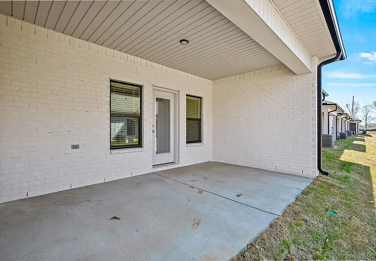 411 Raleigh Elm Dr SW — Photo 26