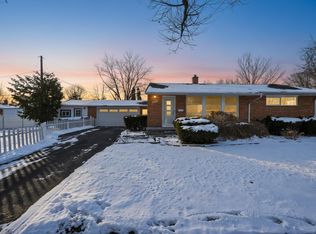 1614 Winsted Blvd, Ann Arbor, MI 48103