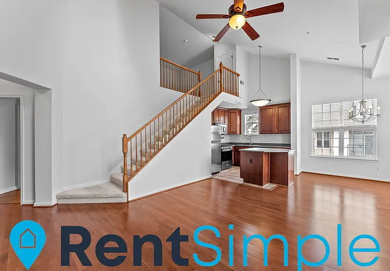 21210 McFadden Sq #402 — Photo 36