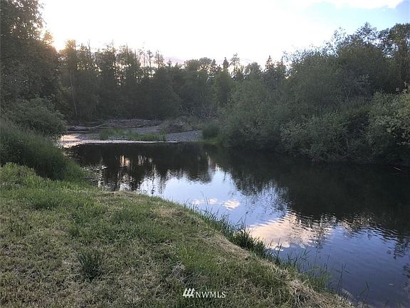 4th image of 14824 Johnson Creek Ln SE