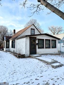 1067 Norton St, Saint Paul, MN, 55117