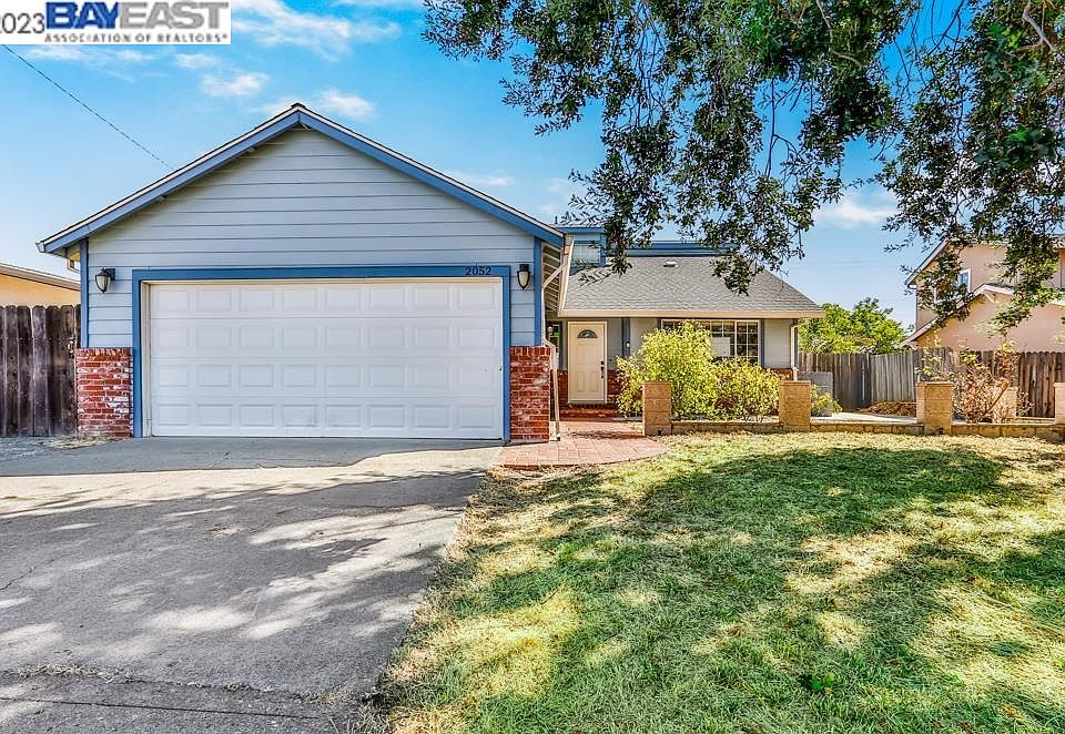1st image of 2052 San Angelo St