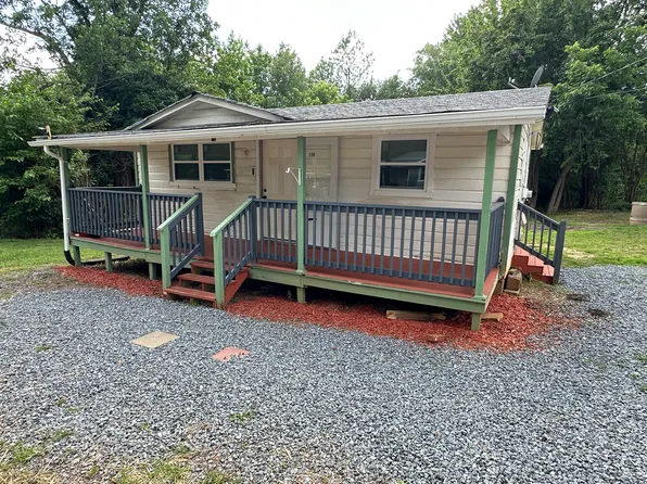 130 Shady Ln, Mooresboro, NC 28114