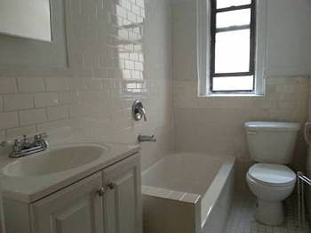 5th image of 530 Manhattan Ave APT 38