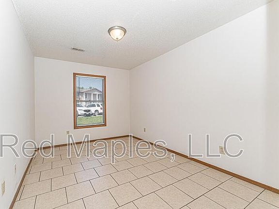 5th image of 1513 James Patrick Ln #D