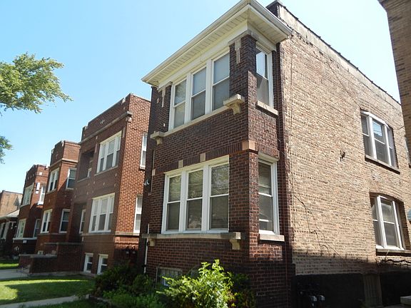 2nd image of 6419 S Maplewood Ave