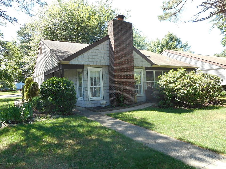 1st image of 798A Westminster Ct