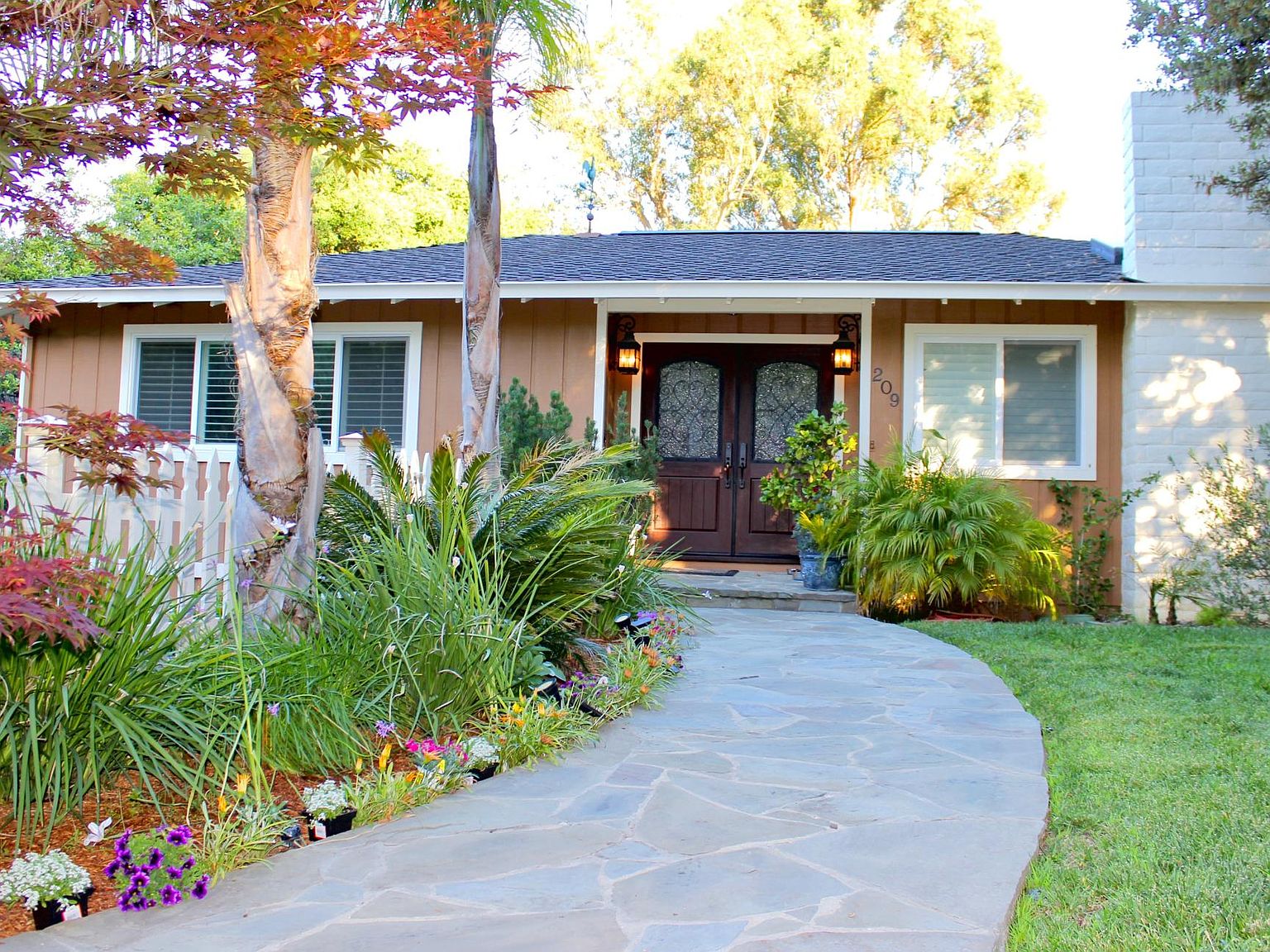 209 Mistletoe Rd, Los Gatos, CA 95032 Zillow