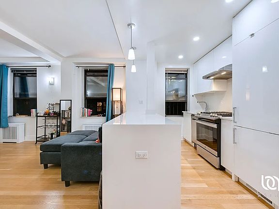 4th image of 308 W 30th St APT 2E