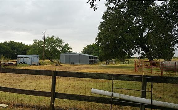 3rd image of 12975 S Fm Road 148