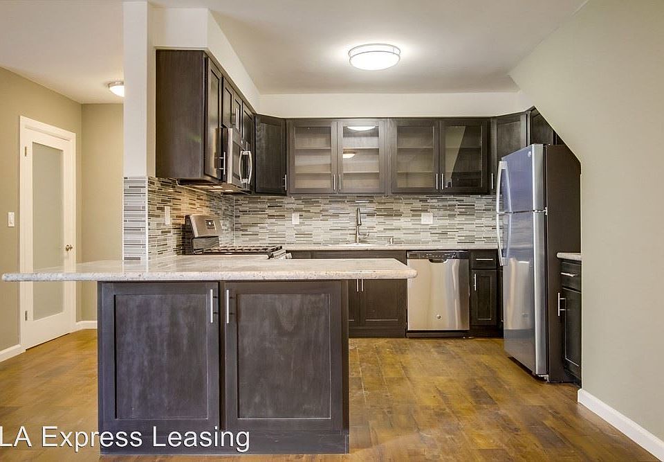 1st image of 501 Marlborough Ave APT 101