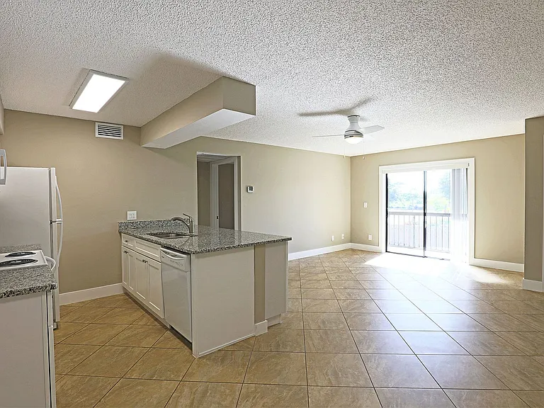 5303 Summerlin Rd #316 — Photo 11