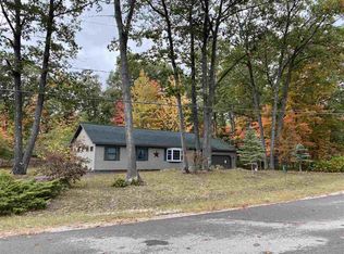 403 Sheffield Dr, Roscommon, MI 48653