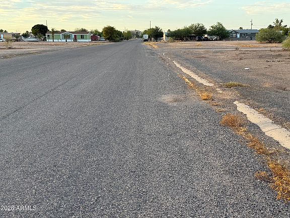 4th image of 0 E Desert Crest St. Lot 55 -- #1
