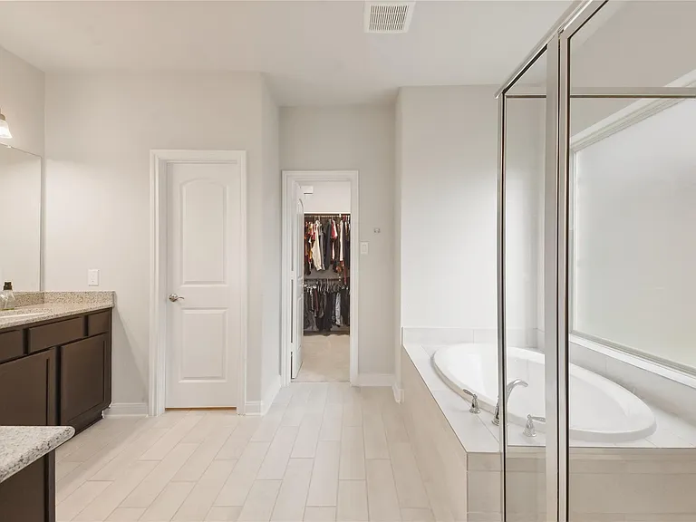 24727 Horsetooth Dr — Photo 11