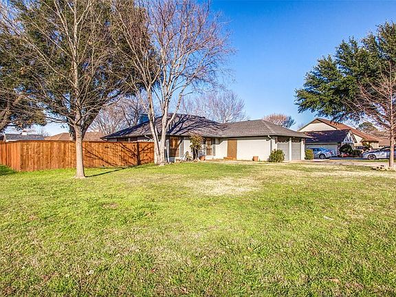 3rd image of 1845 Juniper Ln