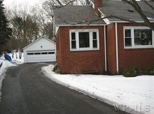 54 Ferris Ln, Poughkeepsie, NY 12601