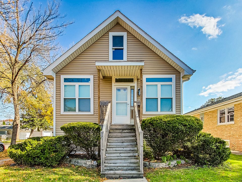 1st image of 4457 N Mulligan Ave