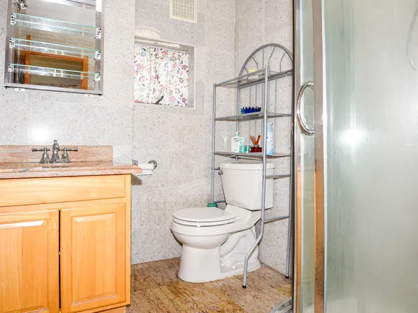 2064 Coleman Street image 7 of 22