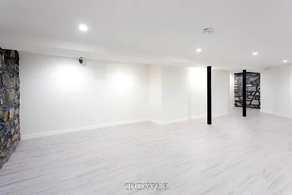 Sold by Town Residential | media 17