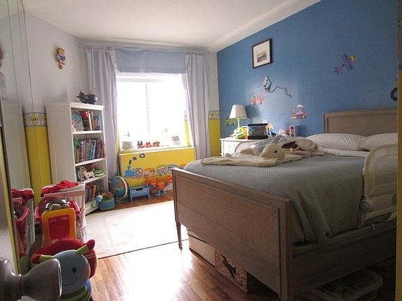 3rd image of 420 E 81st St APT 6