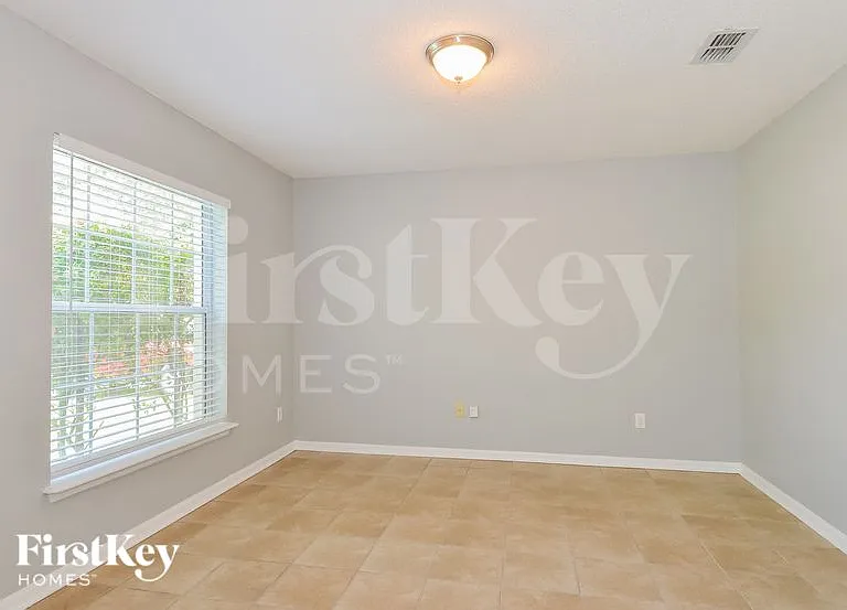 153 Johns Glen Dr — Photo 10