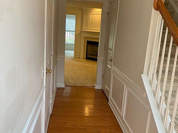 4th image of 145 Hudson Dr