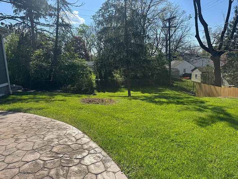 714 Pomona Rd — Photo 8