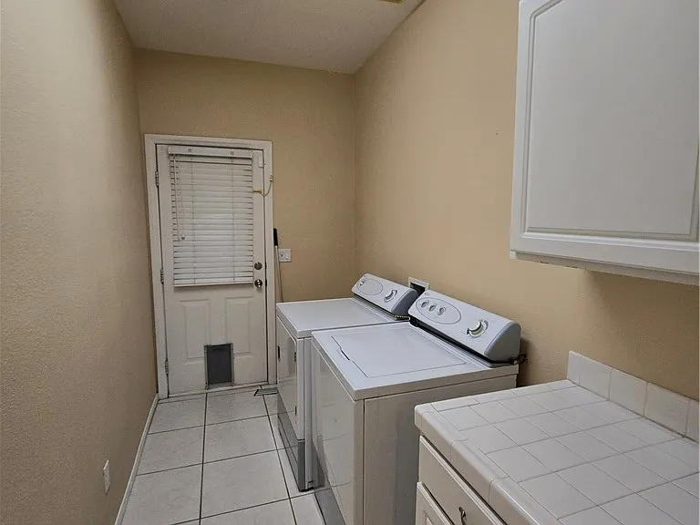 2232 Alanhurst Dr — Photo 23