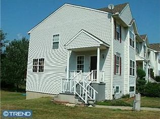136 McMullen Cir, Bear, DE 19701