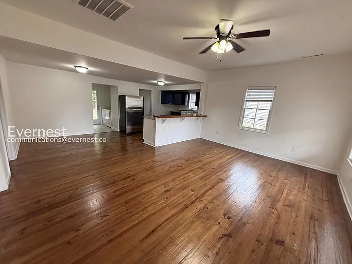 506 Alpha St — Photo 5
