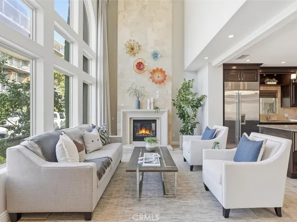 5433 E The Toledo, Long Beach, CA 90803