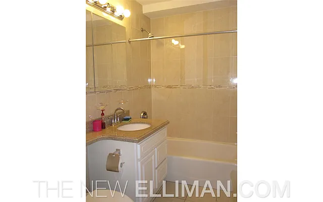 Rented by Douglas Elliman | media 27