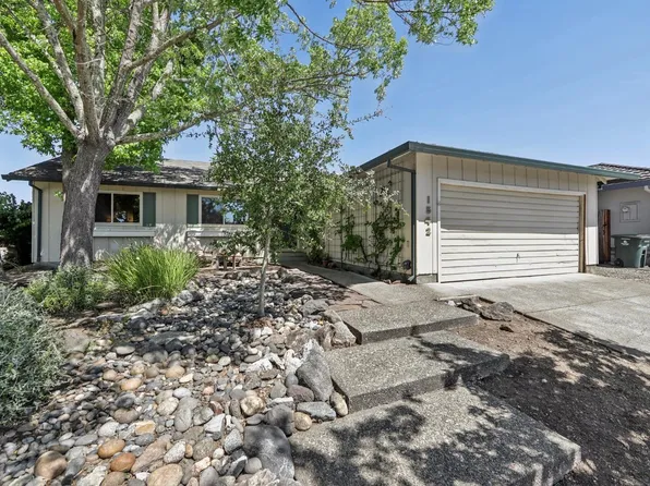 1542 Bucknell Court, Santa Rosa, CA 95401