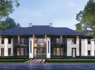 33 Sears Rd, Brookline, MA 02445