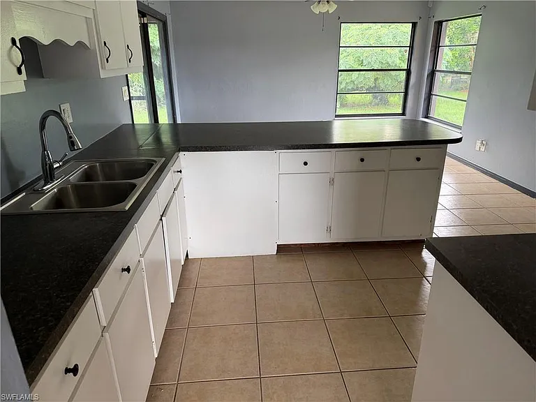 356 Delaware Rd — Photo 5