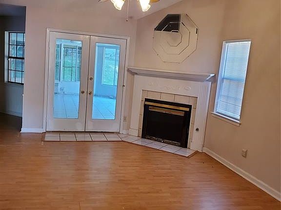 2nd image of 368 Forest Park Dr