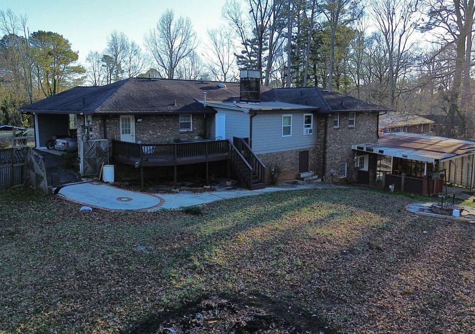 2nd image of 1558 Pine Cir